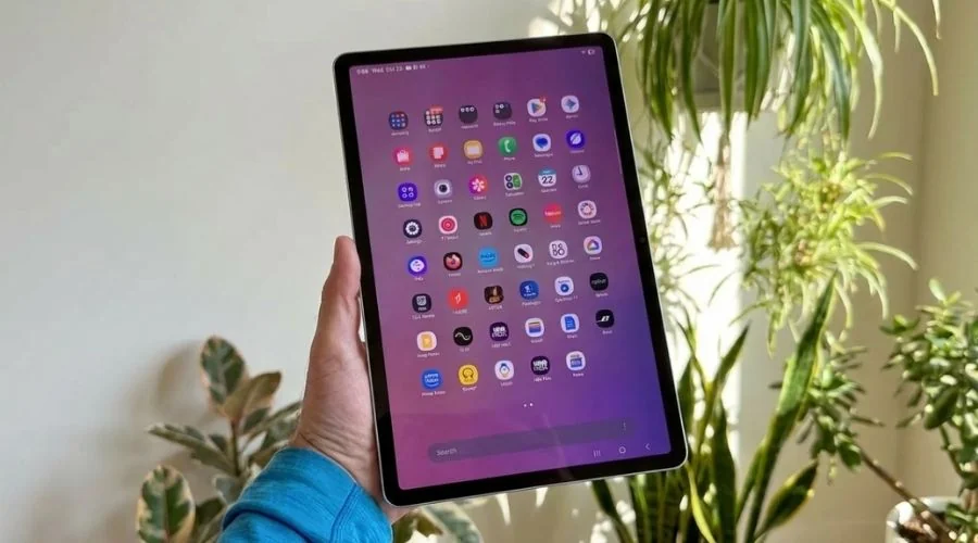 Tablet premium mais barato: Galaxy Tab S11 (256 GB) cai 29% e entra no radar de ofertas